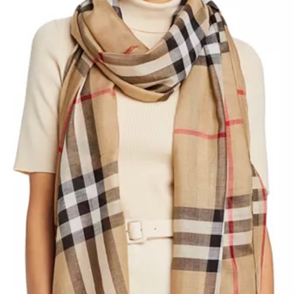 BURBERRY SCARF - Picture 9 of 15